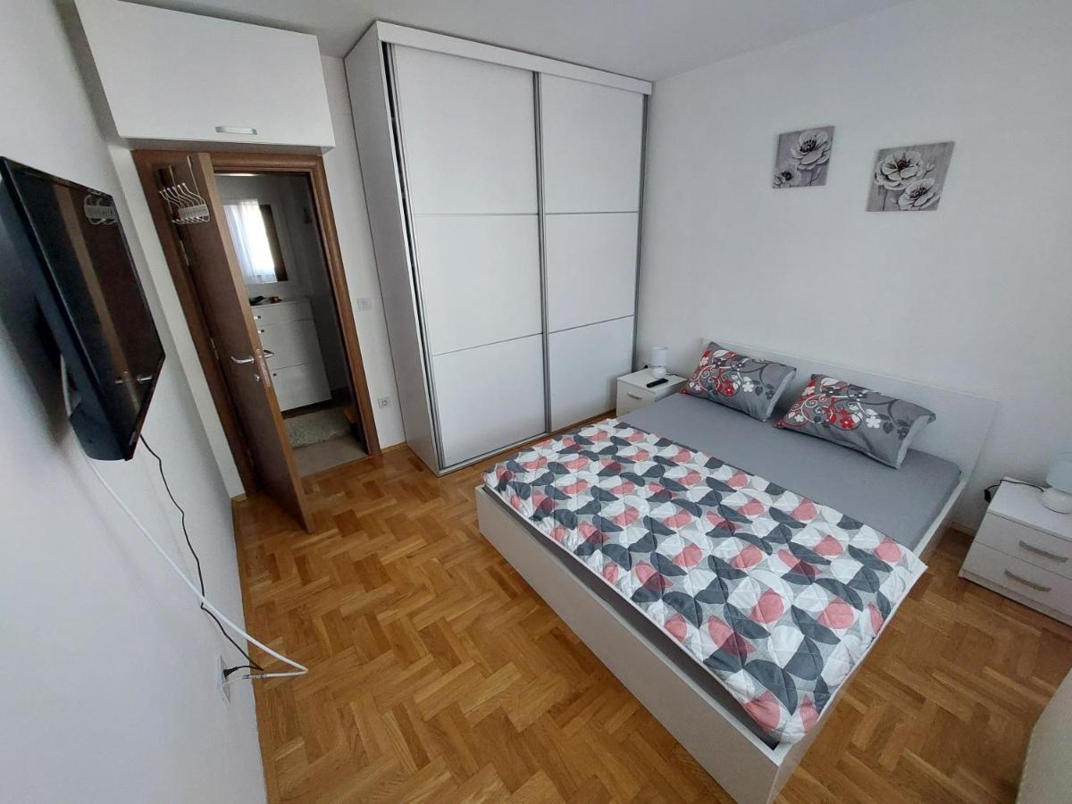 Apartment Gelic Family Куманово Екстериор снимка