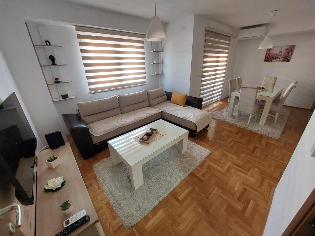 Apartment Gelic Family Куманово Екстериор снимка
