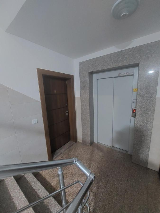 Apartment Gelic Family Куманово Екстериор снимка